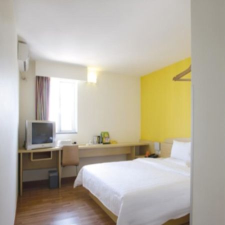 7 Days Inn Guangzhou Jiangnanxi Metro Branch Екстер'єр фото